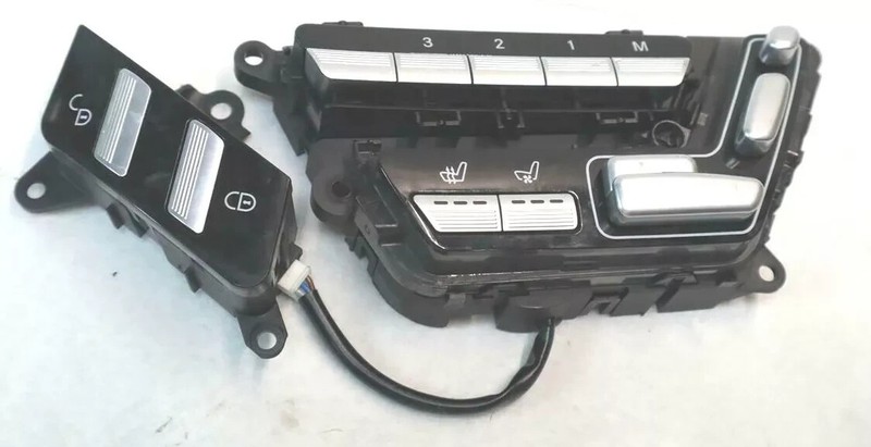 07-14 Mercedes W221 S65 S600 S550 CL550 Front Right Side Seat Control Switch OEM