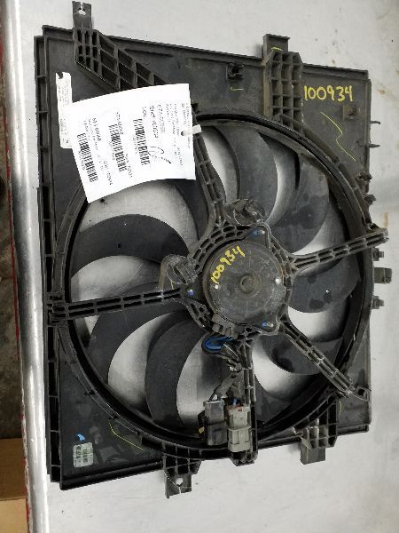Radiator Fan Motor Fan Assembly Sedan With CVT Fits 12-17 VERSA 177922