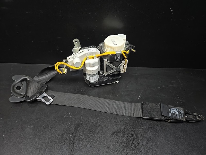 2012-2018 Audi A7 Quattro Front Left Side Seat Belt Retractor 34090806B OEM