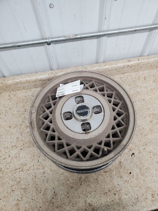 Wheel 14x5-1/2 Alloy Fits 81-84 CRESSIDA 304529