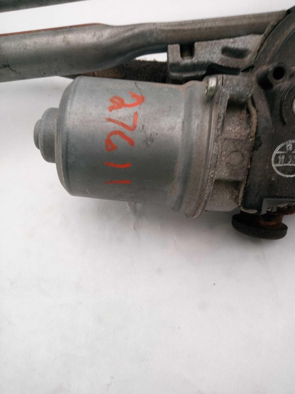 2017 Chevrolet Camaro Wiper Motor OEM 23360290 Grey 78K Miles