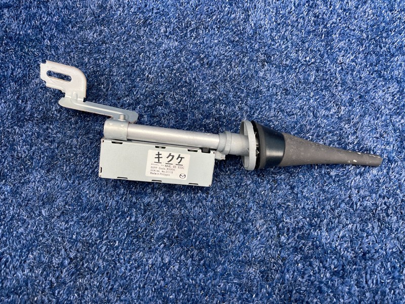 2017–2020 FIAT 124 Spider Rear Right Radio Antenna Base Assembly OEM NA4L66930C