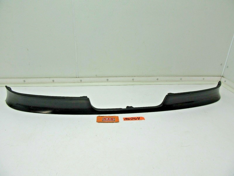 REAR BUMPER COVER FILLER PANEL CAR BLACK BODY LICENSE PLATE LIGHT CELICA 90-93