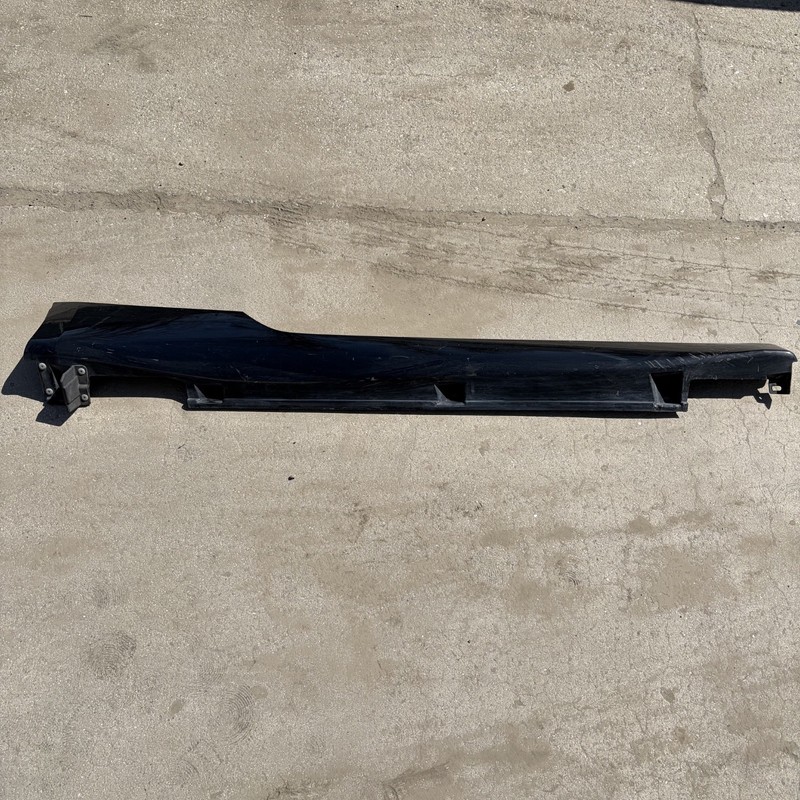 11-15 Honda CR-Z Right Rocker Molding Black 71800-SZT-G01ZE OEM
