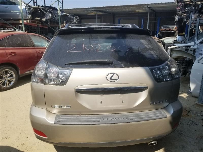 00 01 02 03 LEXUS RX300 REAR BUMPER ASSEMBLY GOLD-4R4 SCRATCHES