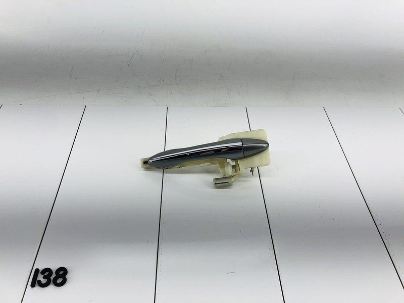 14-15 KIA OPTIMA REAR LEFT EXTERIOR DOOR HANDLE TITANIUM SILVER METALLIC OEM
