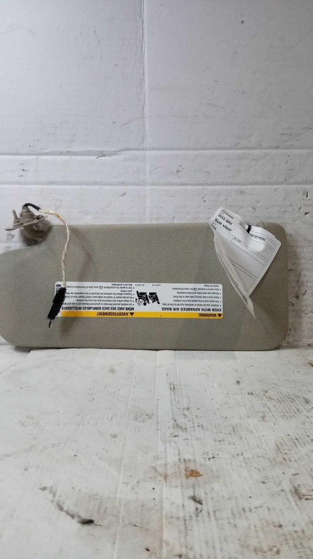 2015 Cadillac SRX Sun Visor White OEM Used 111K Miles - Fast Shipping