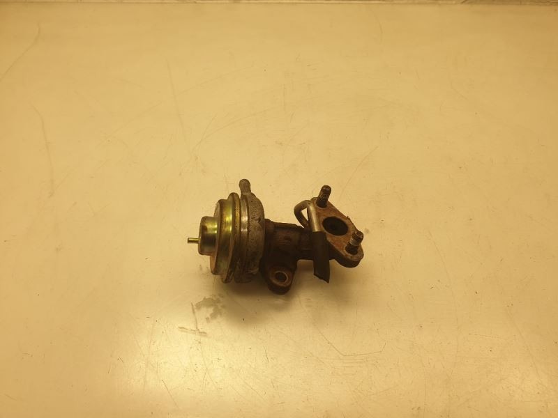1998 TOYOTA TACOMA BASE 2.4L RWD AT EGR VALVE