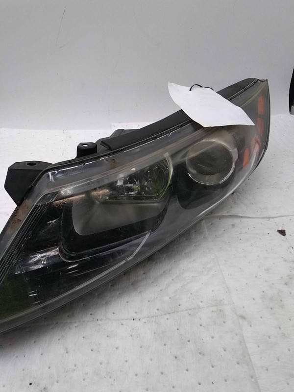 2013 KIA OPTIMA Left Headlight Assembly Black Halogen 226400 Used 120K Miles