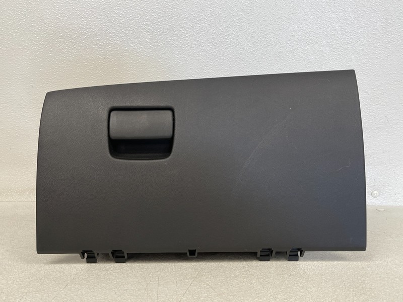 ⭐2024-2025 BUICK ENVISTA DASH GLOVE BOX STORAGE COMPARTMENT BLACK OEM LOT2674