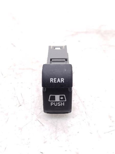 2017 TOYOTA TACOMA TRD OFF-ROAD CREW CAB SLIDING BACK GLASS SWITCH