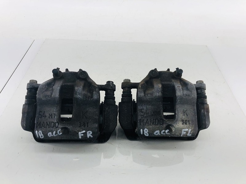 18-22 HYUNDAI ACCENT FRONT RIGHT & LEFT SIDE ABS BRAKE CALIPER SET OF 2 OEM
