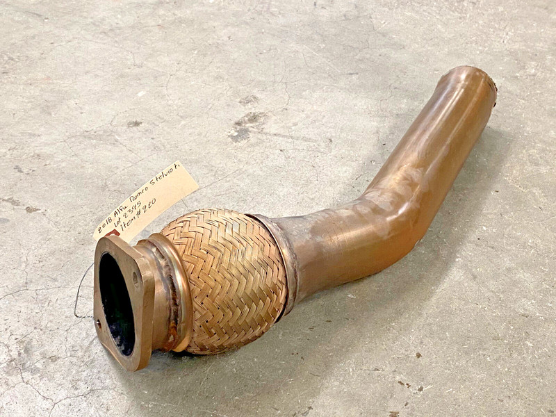 ⭐2017-2023 ALFA ROMEO STELVIO 2.0L EXHAUST CENTER MIDDLE PIPE ASSY OEM LOT2395