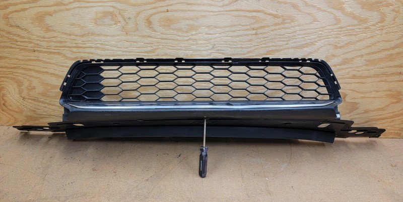 2013 2014 2015 HONDA ACCORD Front Bumper Lower Grille 71103T2A OEM *