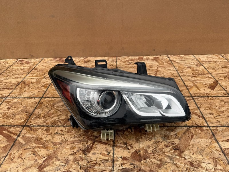 INFINITI QX80 15-17 OEM RIGHT PASSENGER NON AFS ADAPTIVE LED HEADLIGHT ASSEMBLY