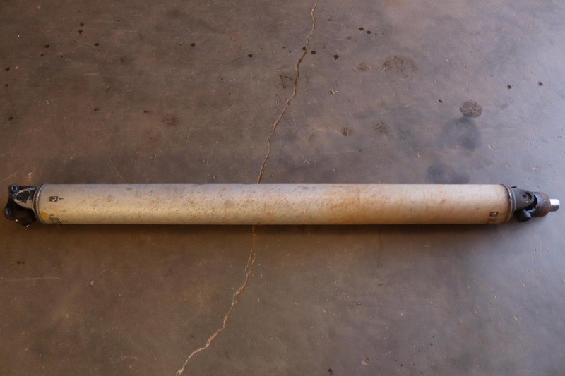 2011-2013 INFINITI QX56 4X2 5.6L REAR DRIVER SHAFT CARDAN DRIVESHAFT OEM