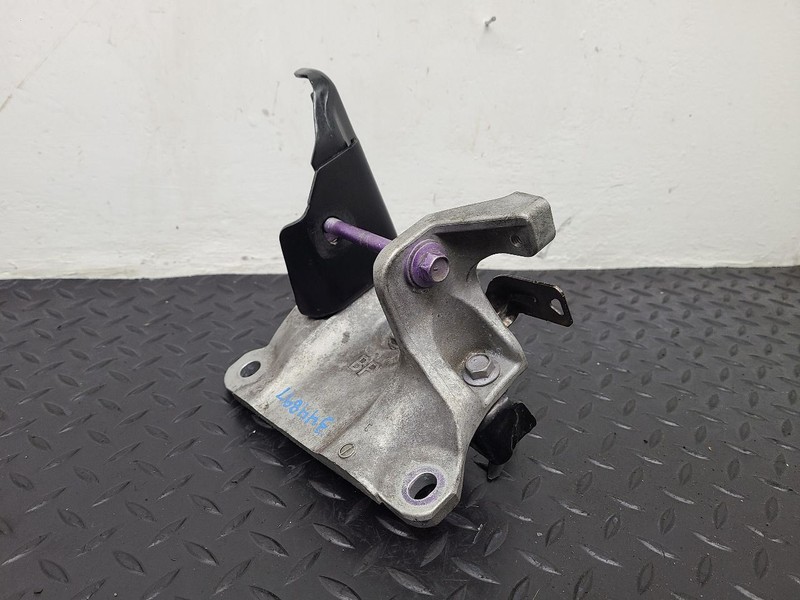 18-24 Toyota Camry Left Driver Engine Mount Bracket OEM 1230425010