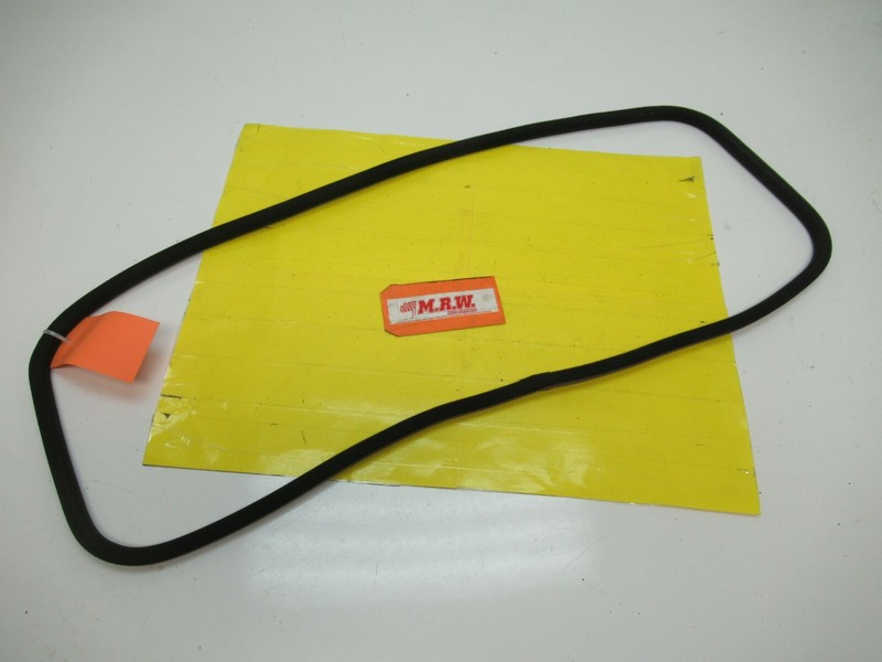 REAR GASKET SEAL HEADLINER SUNROOF SUN ROOF GLASS TRIM BACK SEAT MOLDING SCION