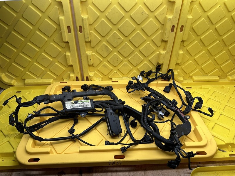 2009 Mercedes W204 C300 GLK350 4Matic AWD Engine Motor Wire Wiring Harness OEM