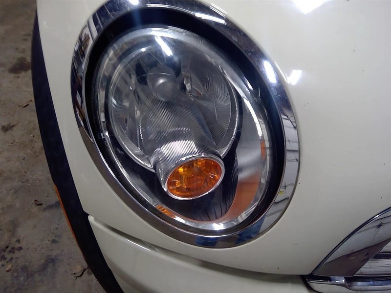 Passenger Headlight Convertible Halogen Fits 07-15 MINI COOPER 1760810