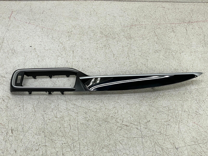 2017 2018 Maserati Levante Dashboard Right Air Vent Trim Cover Panel 1442 OEM