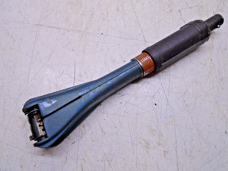 CF1 Vintage Johnson Evinrude 5.5 Hp Fleetwin 5512 Steering Tiller Handle
