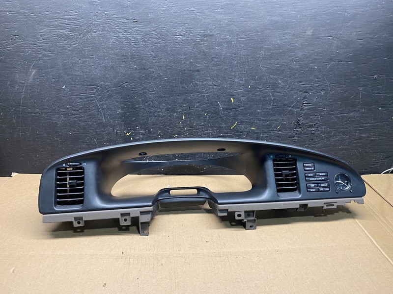 1998 to 2001 Lincoln ContinentalSpeedometer Dash Bezel Air Vent T1254 DG