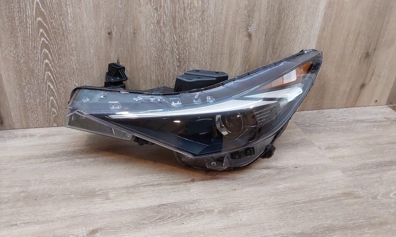 OEM 2021-2023 Hyundai Elantra LH Driver Side LED Headlight Assembly 92101-AB000