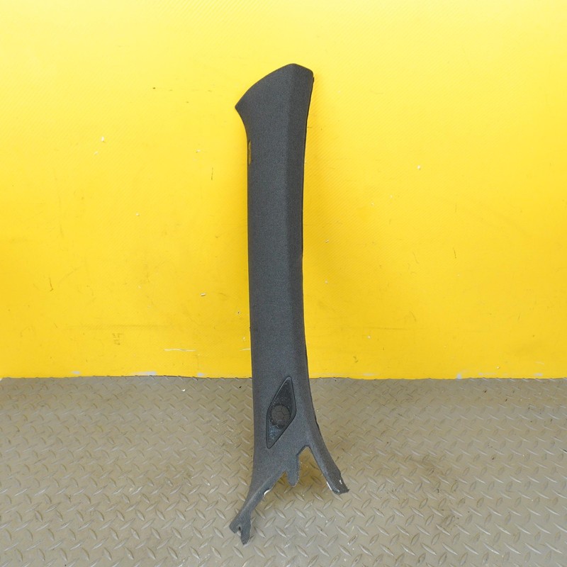 2019-2022 VOLVO XC40 RIGHT SIDE INTERIOR A PILLAR TRIM COVER OEM 32244571