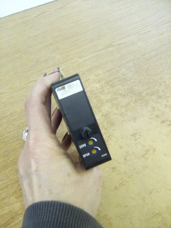 M-System Signal Transmitter M2VS-04-R/K/N 24V DC W/ PYF08A-K3FM Connector