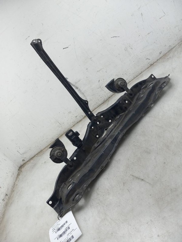 15-17 TOYOTA CAMRY XSE 3.5L FWD AT RADIATOR CORE SUPPORT CENTER TIE BAR