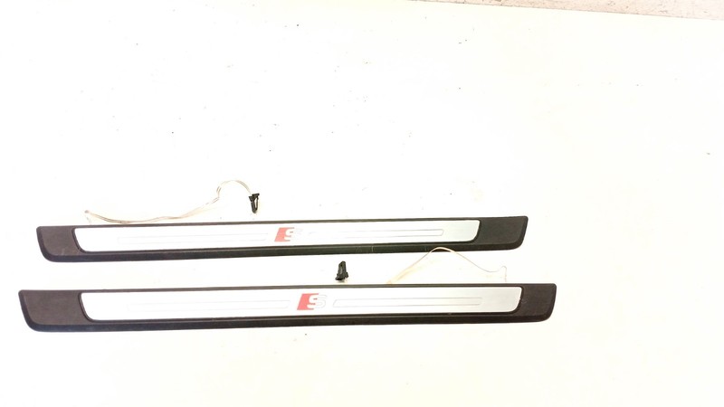 17-24 AUDI B9 A4 S4 A5 S5 SPORTBACK ILLUMINATED DOOR SILL TRIM FRONT OEM 110425
