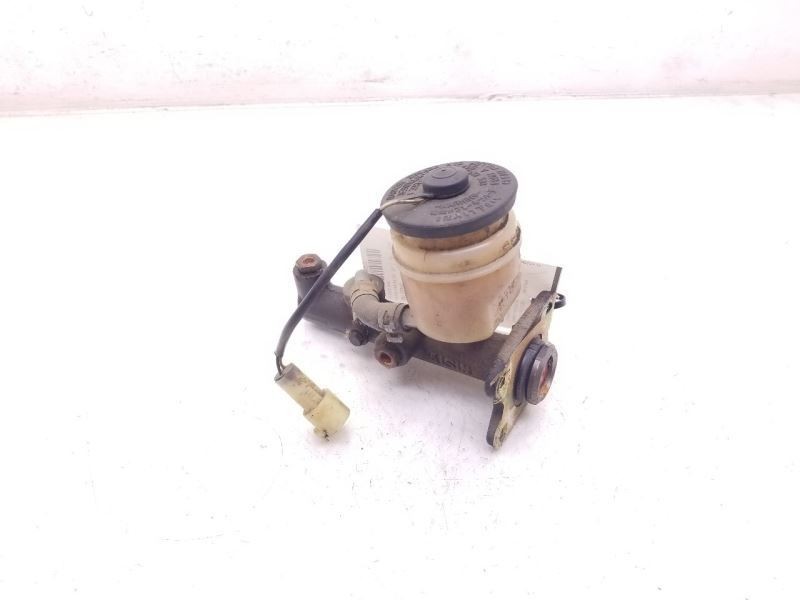 82-86 TOYOTA SUPRA 2.8L RWD BRAKE MASTER CYLINDER ASSEMBLY