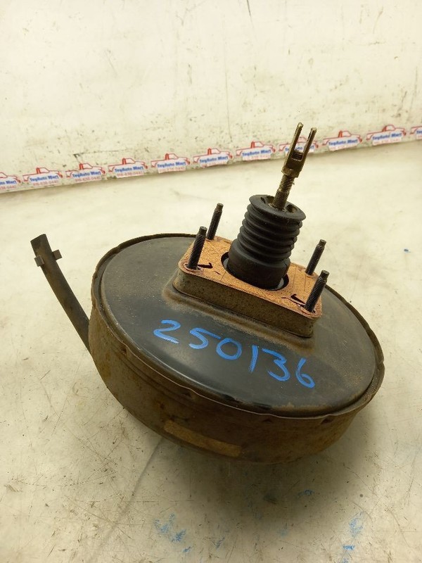 Power Brake Booster Vacuum Without Crew Cab Fits 00-06 TUNDRA 575401