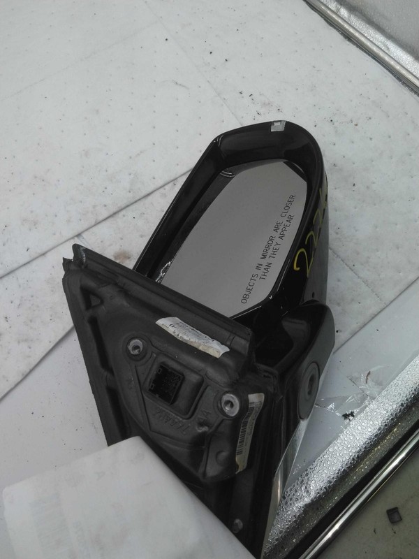 Used Right Door Mirror fits: 2016 Cadillac Xts power folding opt DNV w/o blind s