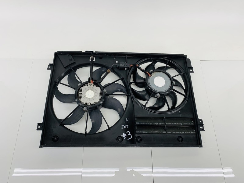 14-18 VOLKSWAGEN JETTA 1.8L GAS ENGINE MOTOR RADIATOR COOLING FAN SHROUD OEM #3