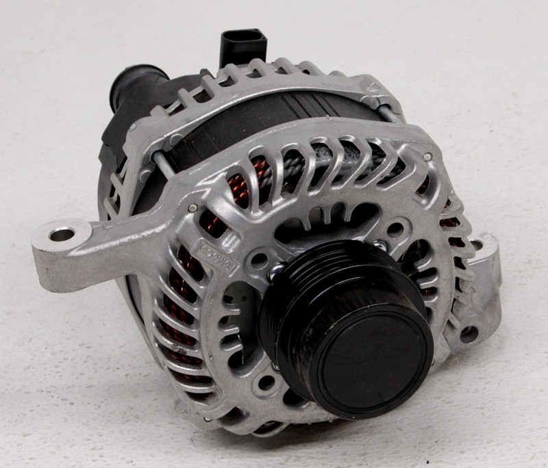 OEM Ford Explorer (2.3L) Alternator L1MZ-10346-C Housing Cracked