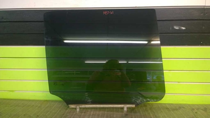 02 SEQUOIA SR5 PASSENGER RIGHT REAR WINDOW DOOR GLASS OEM 1457-61