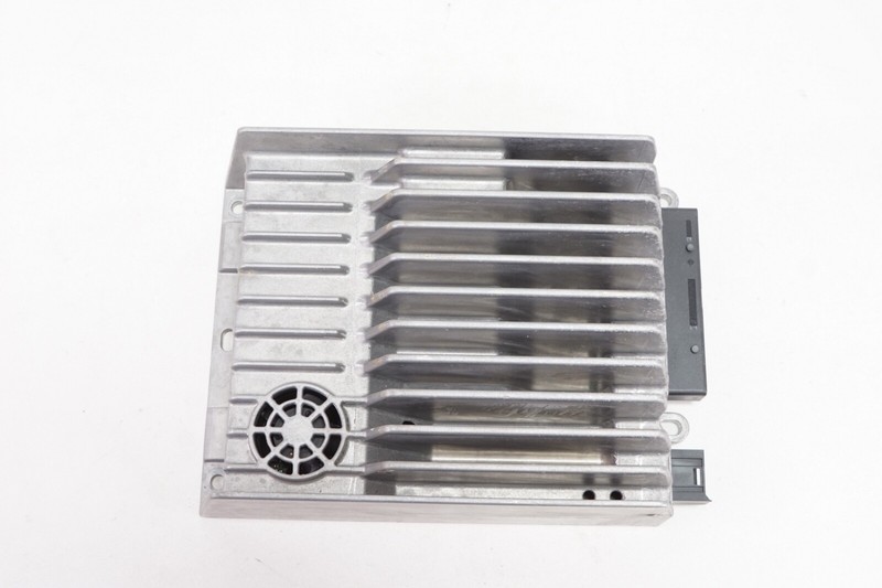 MERCEDES W204 W212 C E Class Amplifier Amp Harman Kardon Becker OEM 2012 - 2015