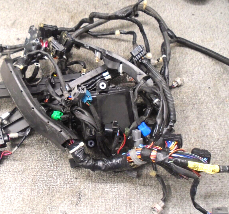Engine Wire Harness 6AW-82590-10-00 Yamaha HPDI Outboard Motor 2010 350 Hp Motor