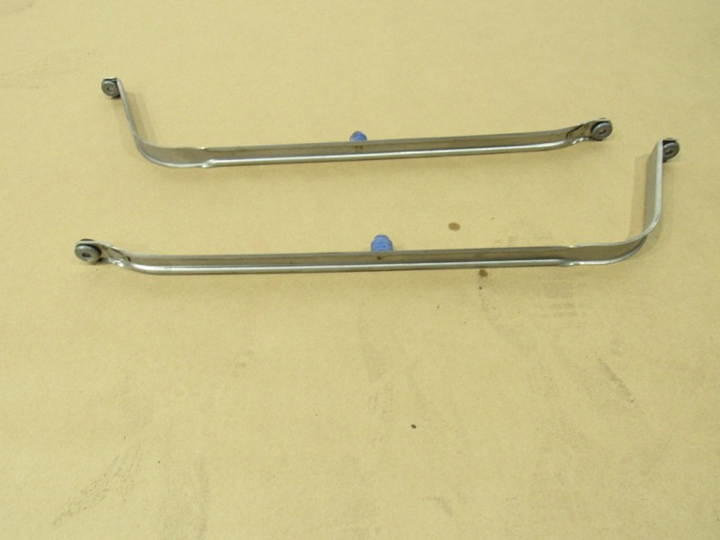 20-24 BMW M8 F93 2022 Fuel Gas Reservoir Tank Support Bracket Strap 2 PCS ;:O