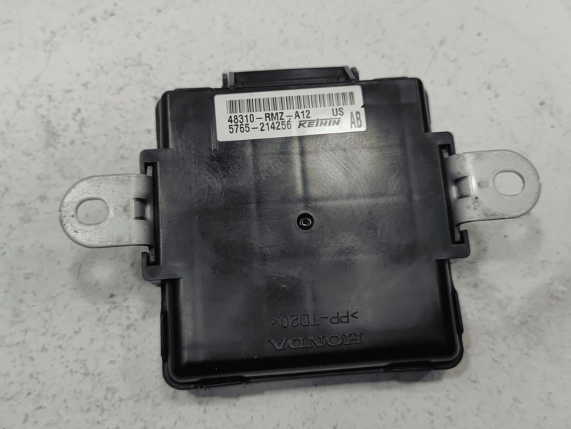 2016-2018 Honda Pilot EX EX-L LX AWD Traction Computer Control Module Unit OEM