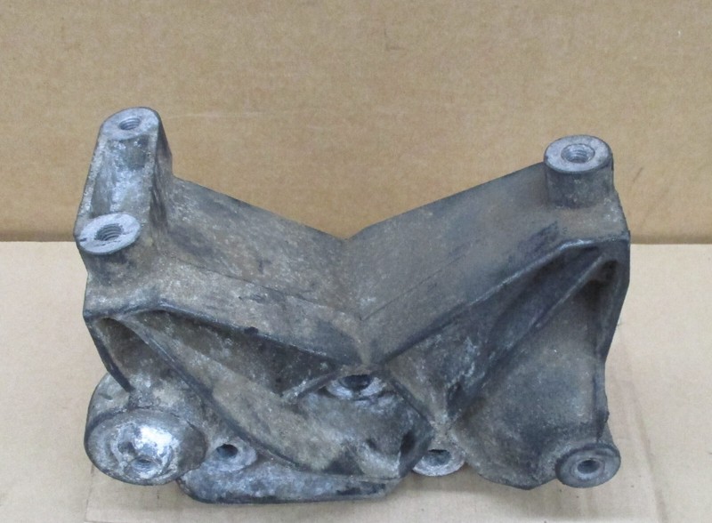 1998-2001 FORD, MERCURY, MAZDA 4.0L ALTERNATOR MOUNTING BRACKET F87E-10239-CA