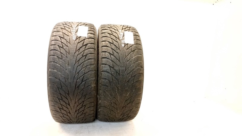 7/32 USED NOKIAN HAKKAPELIITTA R2 TIRE 2 TIRES 245/40/R18 97R M+S 012226 2