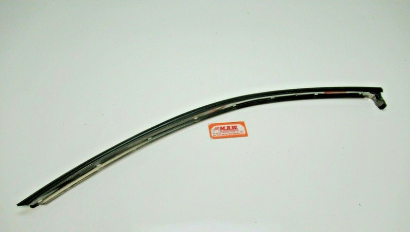 MOLDING TRIM LEFT DOOR GLASS WINDOW DRIP EDGE STRIP DRIVER SIDE CELICA 94-99 GT