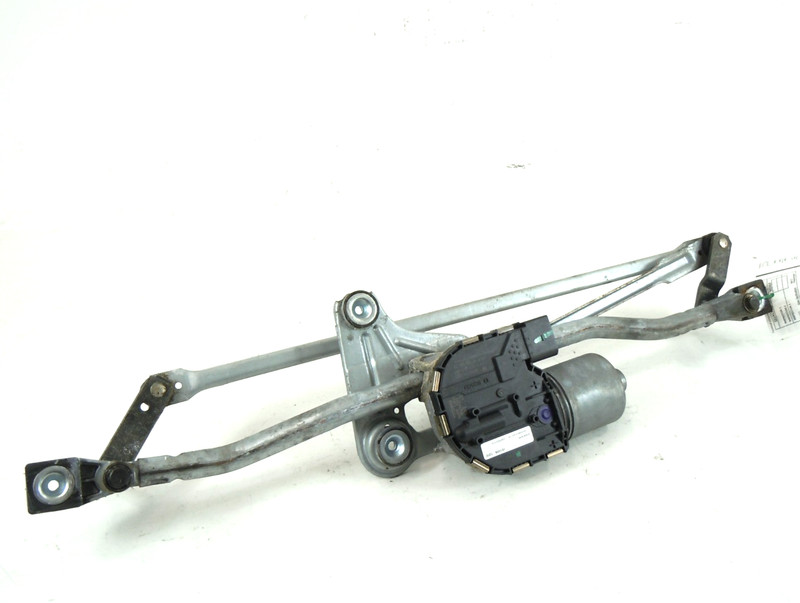 2015-2018 Volvo V60 Windshield Wiper Transmission Linkage W/ Motor OEM