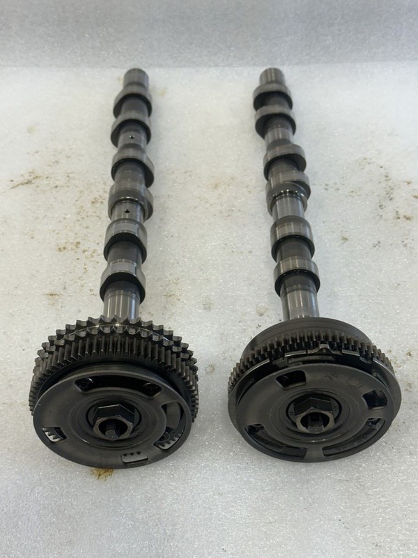 2010 2011 MERCEDES E350 W212 LEFT DRIVER SIDE ENGINE CAMSHAFTS PAIR RWD PZEV