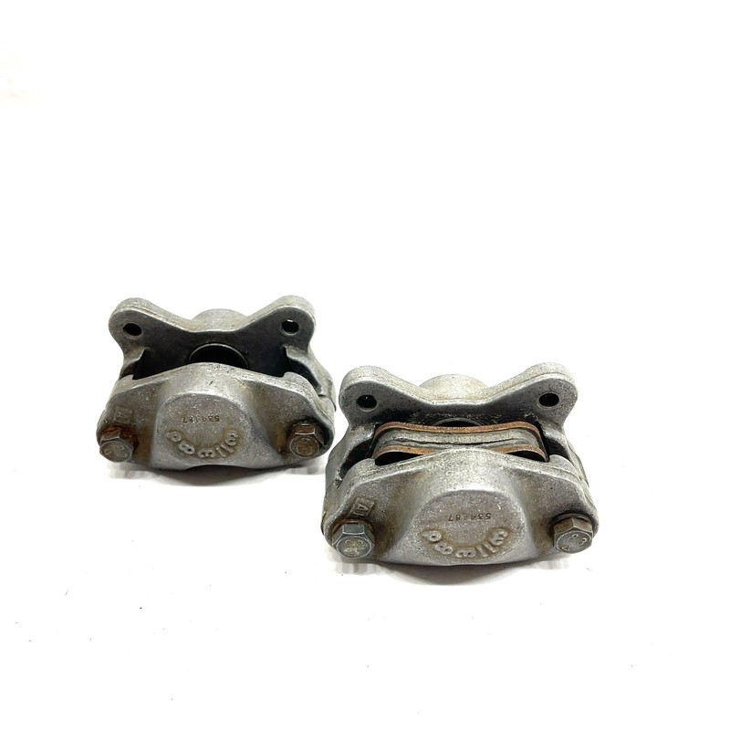 99-02 Arctic Cat 250 2x4 OEM Right Brake Caliper Pair 0402-010 AA31
