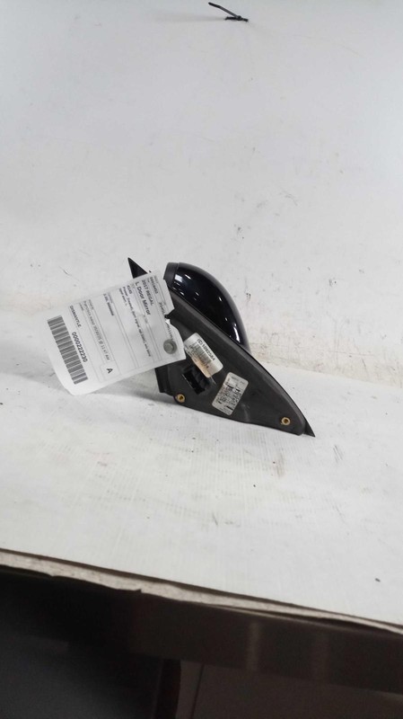 2017 Buick Regal Left Door Mirror Assembly Black Used OEM 495939 Scratches