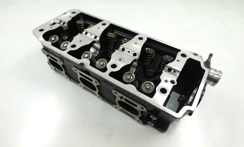 GOOD FRESHWATER 2005 Sea-Doo RXT 215 OEM Cylinder Head w/ Valves (LOW HOURS)